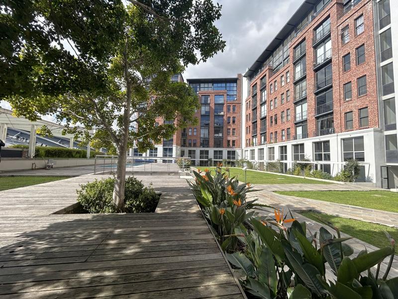 1 Bedroom Property for Sale in Gardens Western Cape